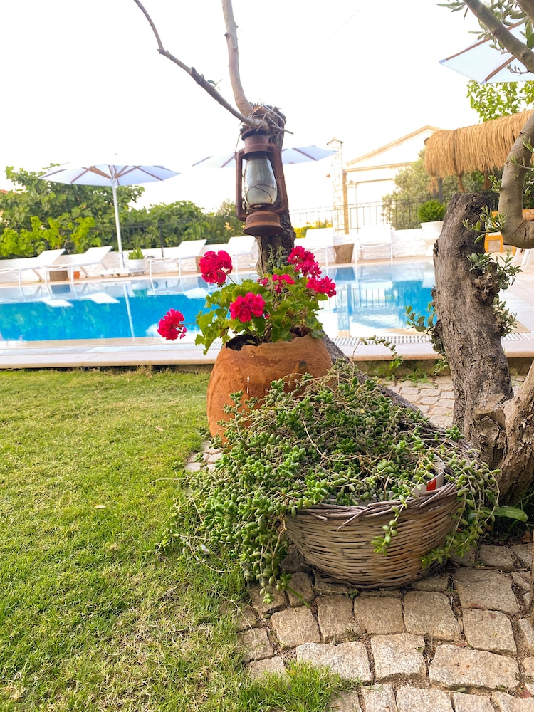 Balambaka Otel Alacati 40/50