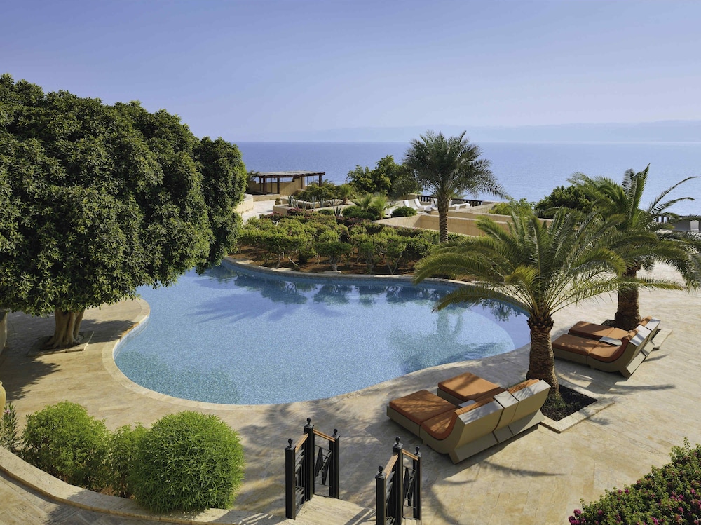 Movenpick Resort and Spa Dead Sea 40/75