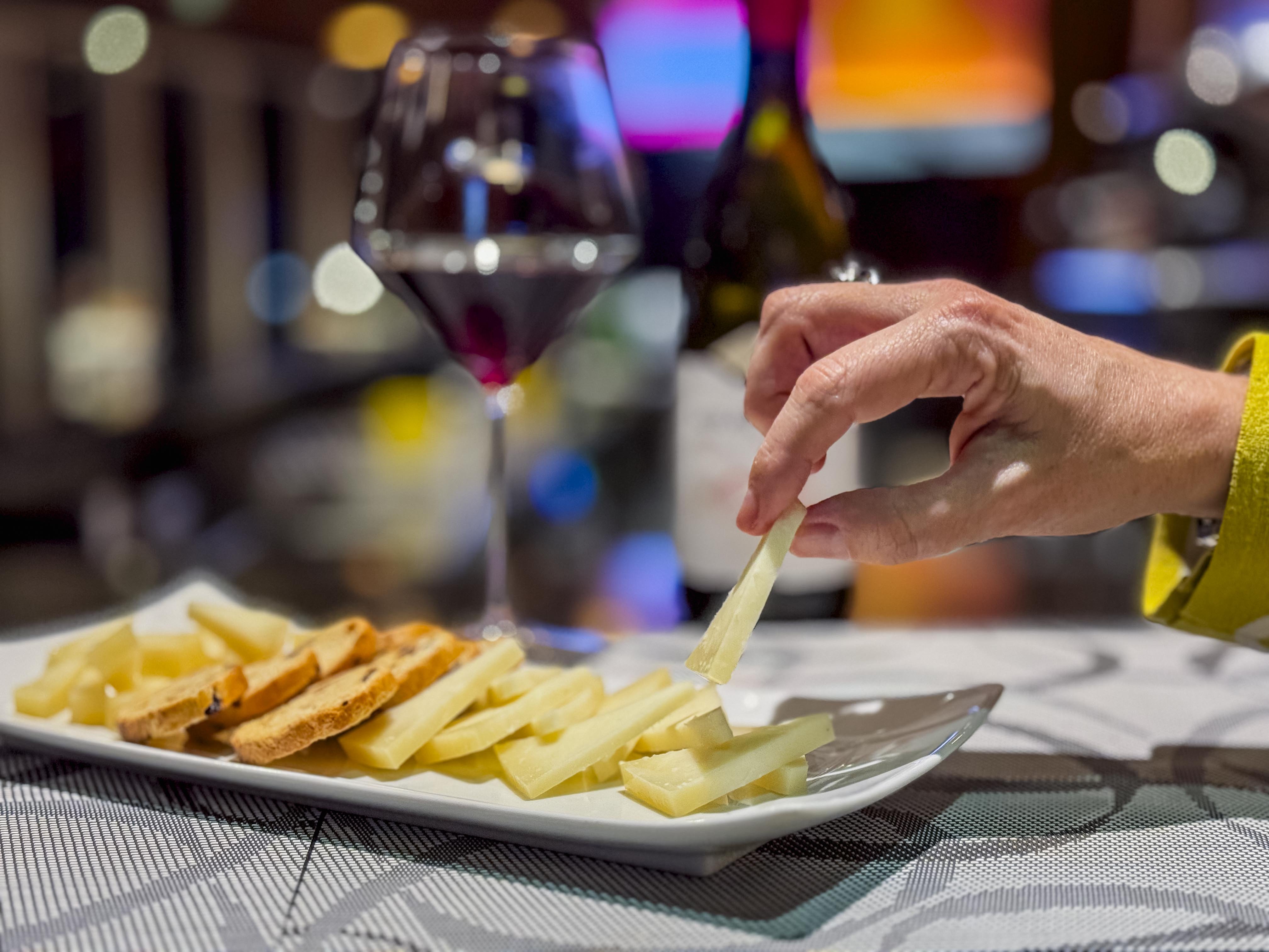 Sercotel Jardines de Uleta Suites 7/31