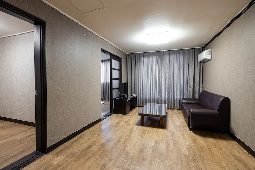 Kensington Resort Jirisan Namwon 25/50