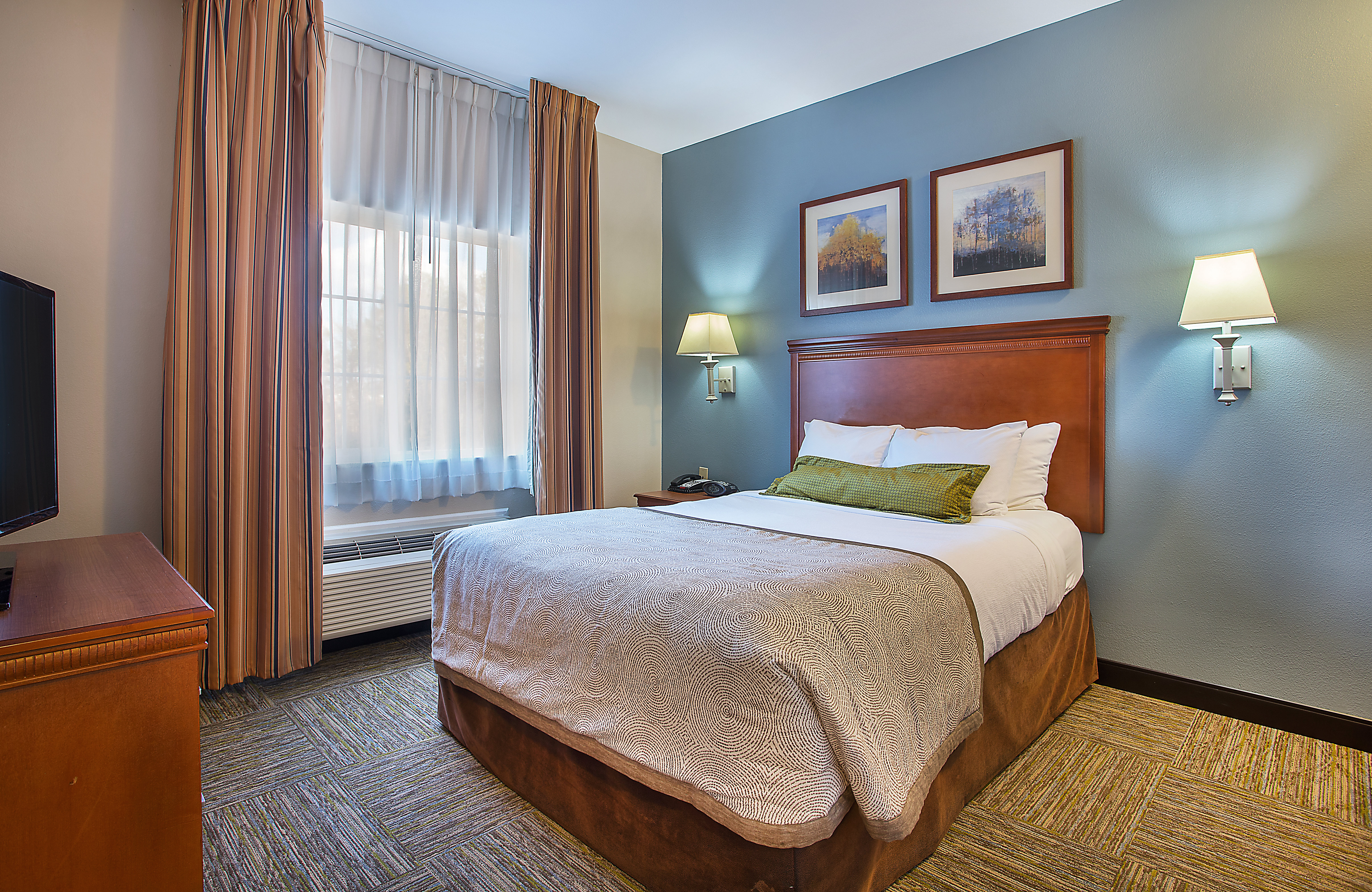 Candlewood Suites Tuscaloosa 28/77