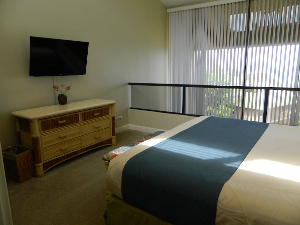 Kahana Villa 32/72