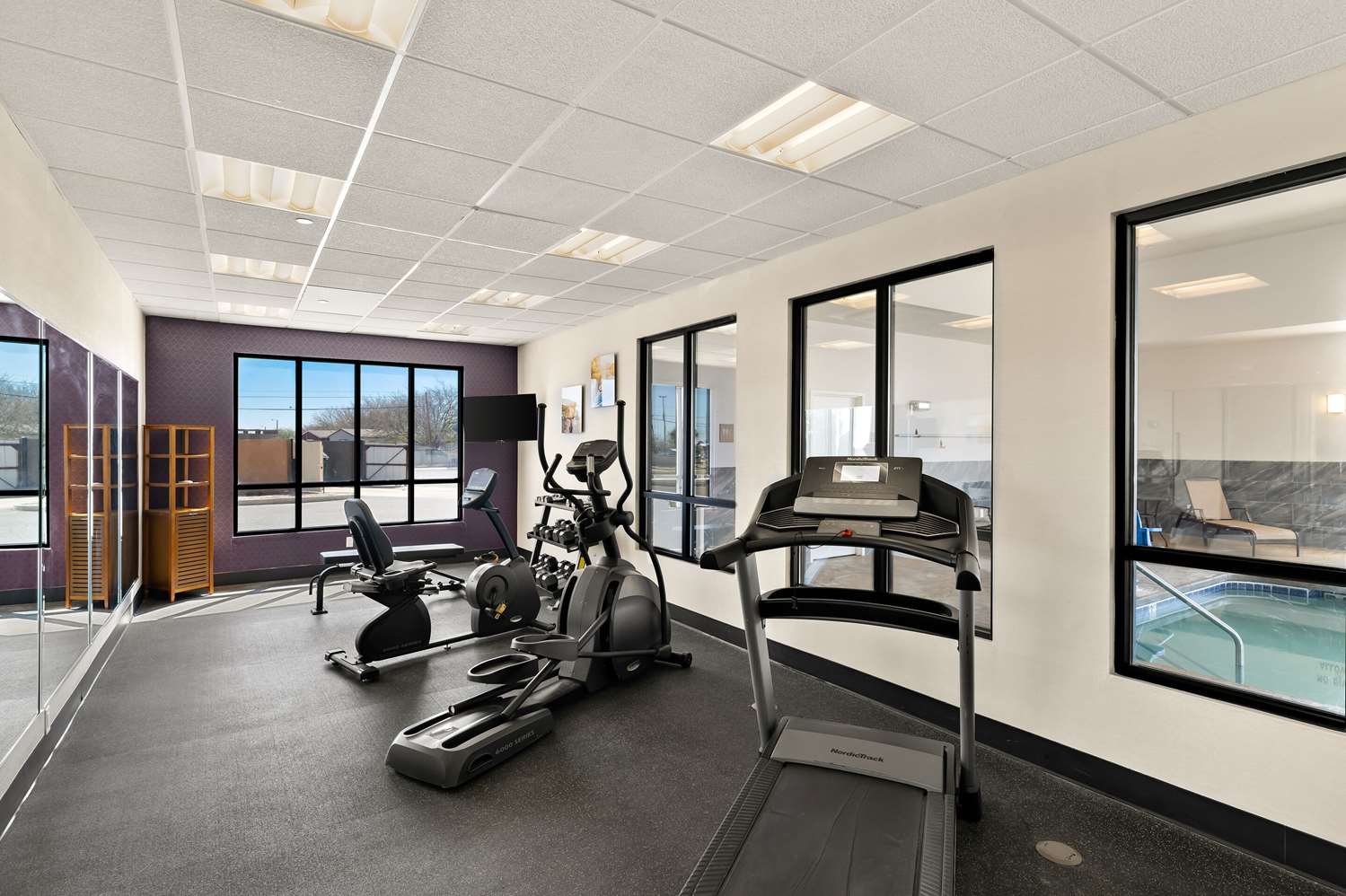 Comfort Inn & Suites Lovington, NM 22/39