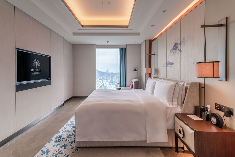 METROPOLITAN, SUITE, CITY VIEW