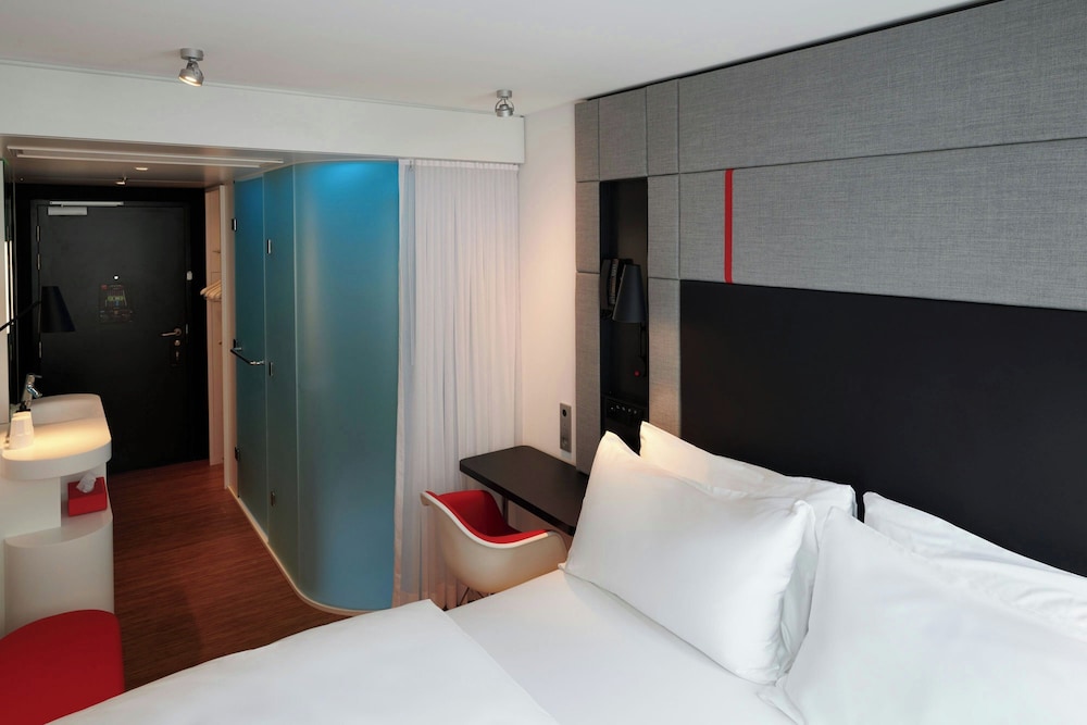 غرفة بسرير كينج، CitizenM Paris Opera 5/10
