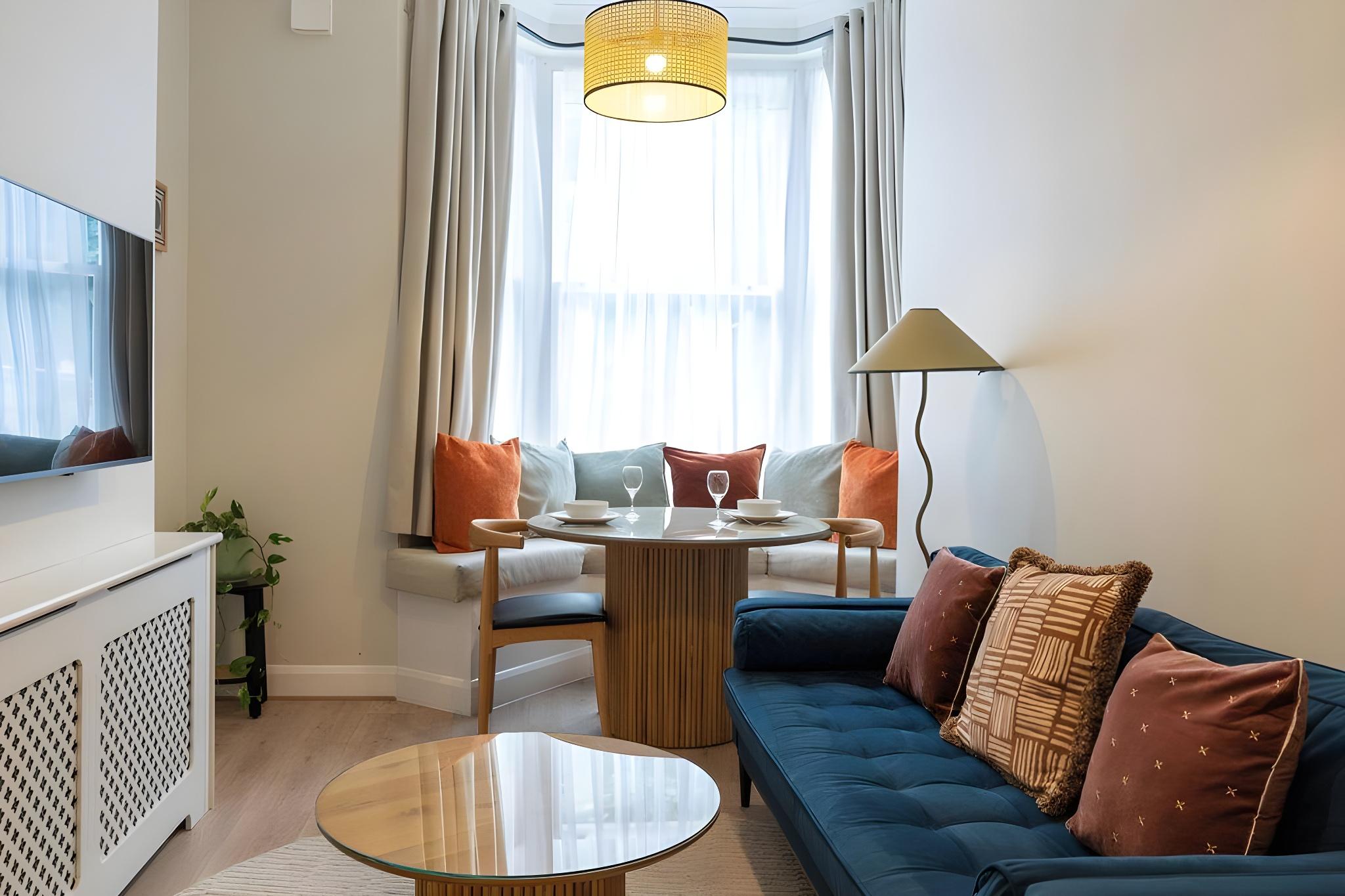 2 BEDROOMS, APARTMENT, 2 BATHROOMS