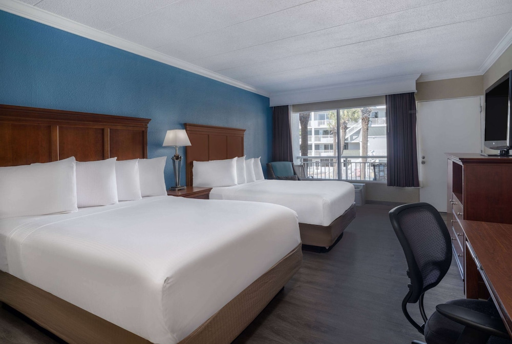 Room, 2 Queen Beds, No Elevator