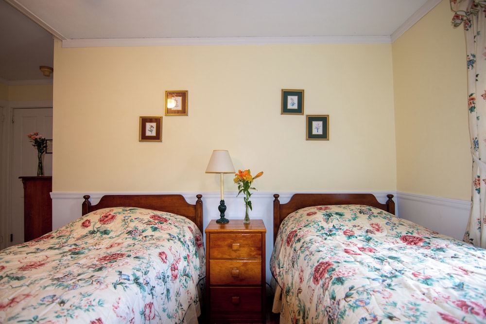 Blackberry River Inn 11/50