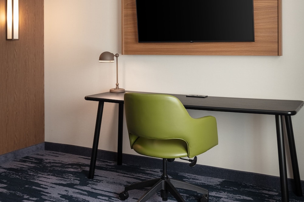 Fairfield Inn & Suites Omaha at MH Landing 34/39
