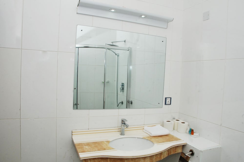 Anabel Apartment and Suites Abuja 47/50