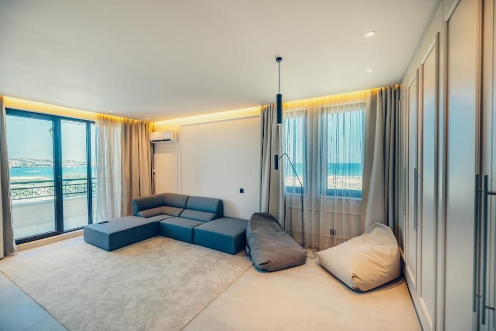 Green Life Beach Resort 29/75
