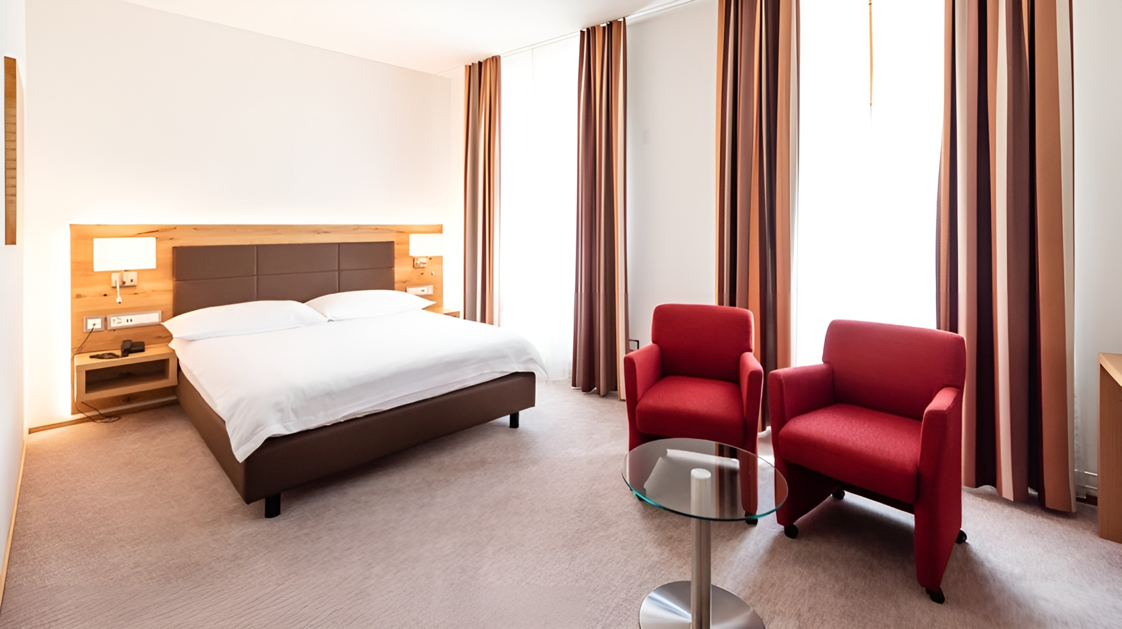 HOTEL ROCHAT 12/25