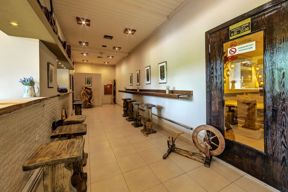 Hotel Moura 34/50