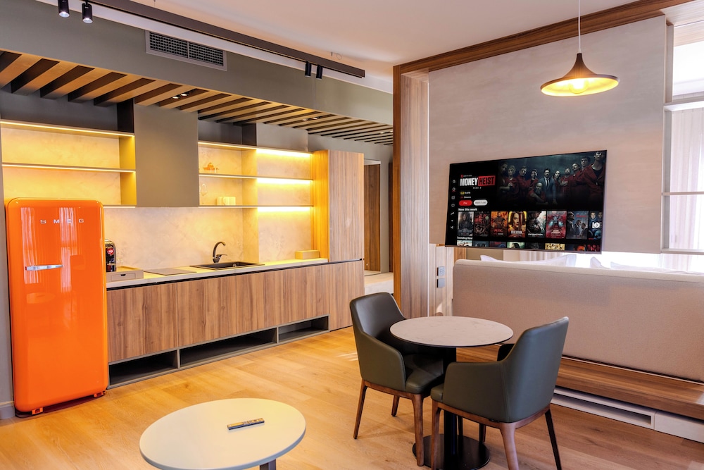 Si hotel Tirana 49/61