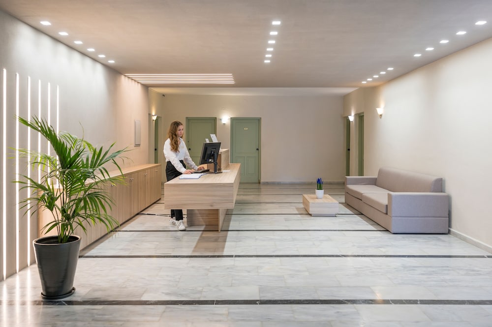 Summer Beach Hotel 29/42