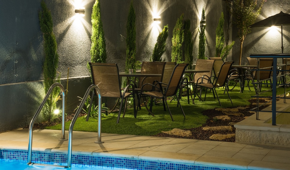 Shams al weibdeh hotel apartment 23/46