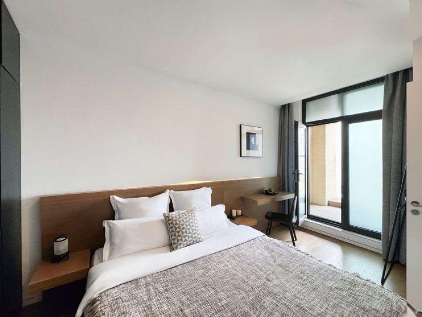 1 Bedroom, Theme, Exquisite, Apartment, Queen Bed, Living Area, Kitchen