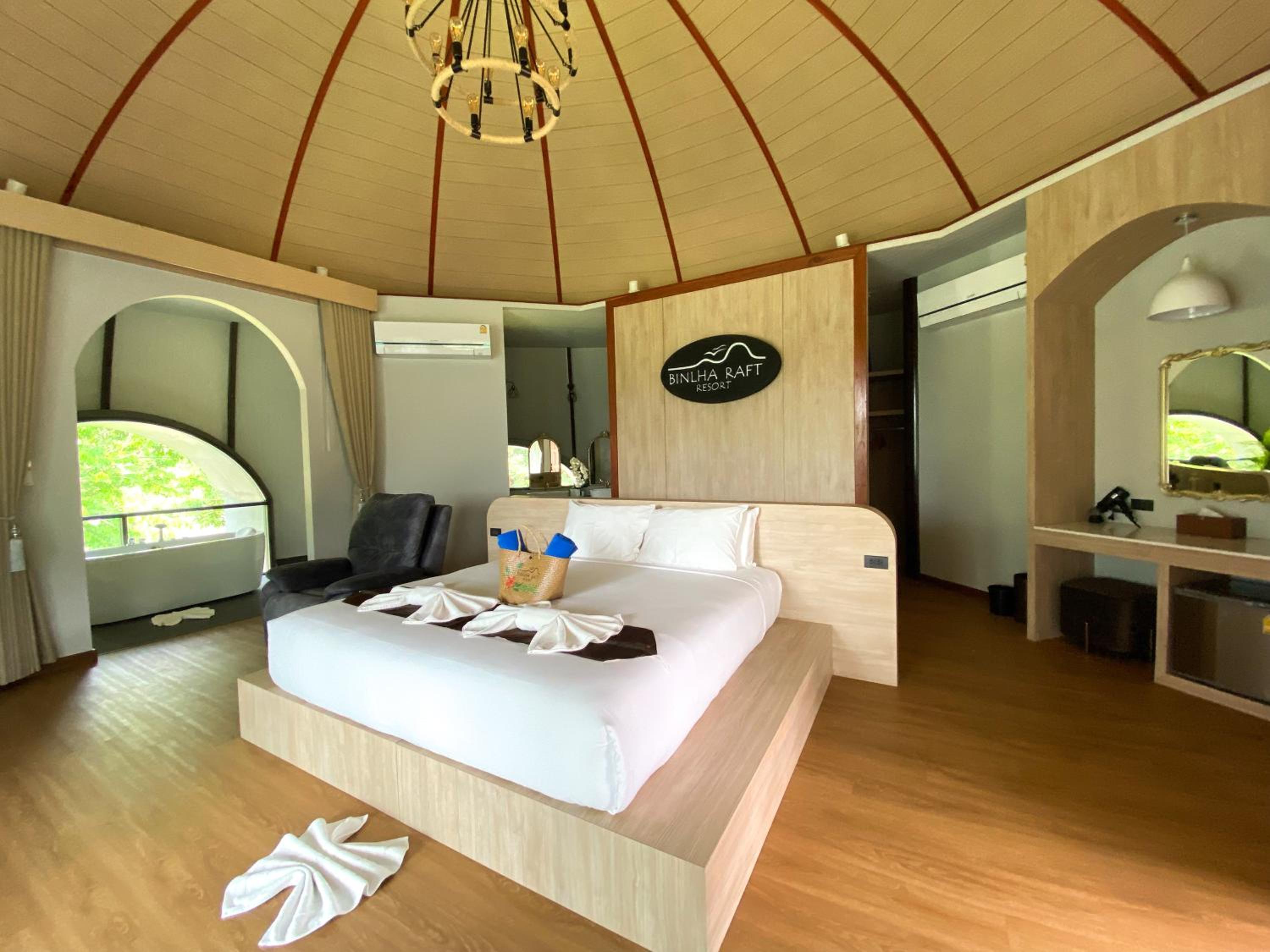 Pool, Suite, Villa