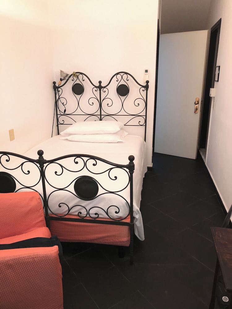 Hotel Beau Rivage 8/50