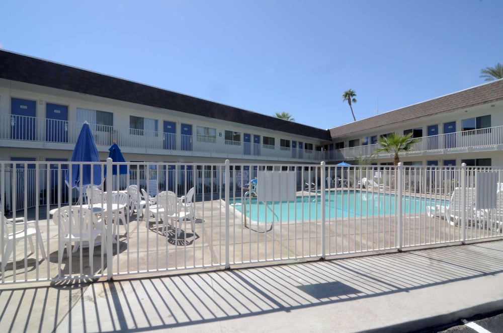 Motel6 Indio, CA - Palm Springs — photo 4