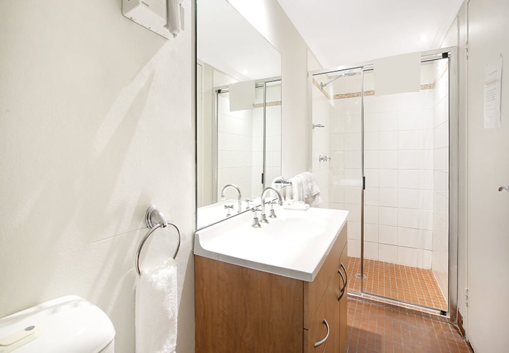 Sydney Airport Suites 46/50