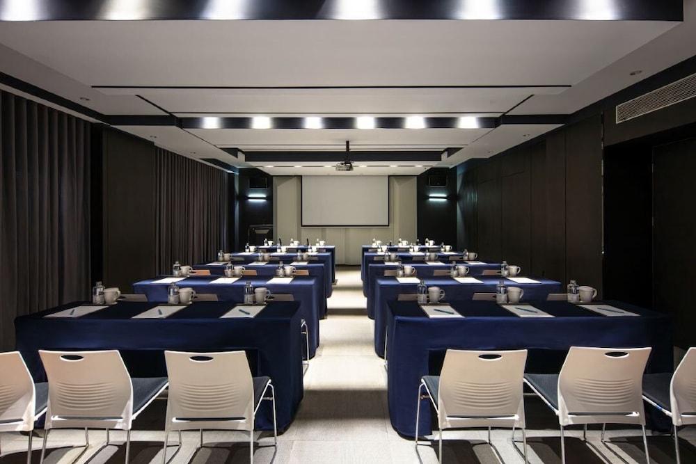 Mercure Yangzhou Dongguan Street 30/40