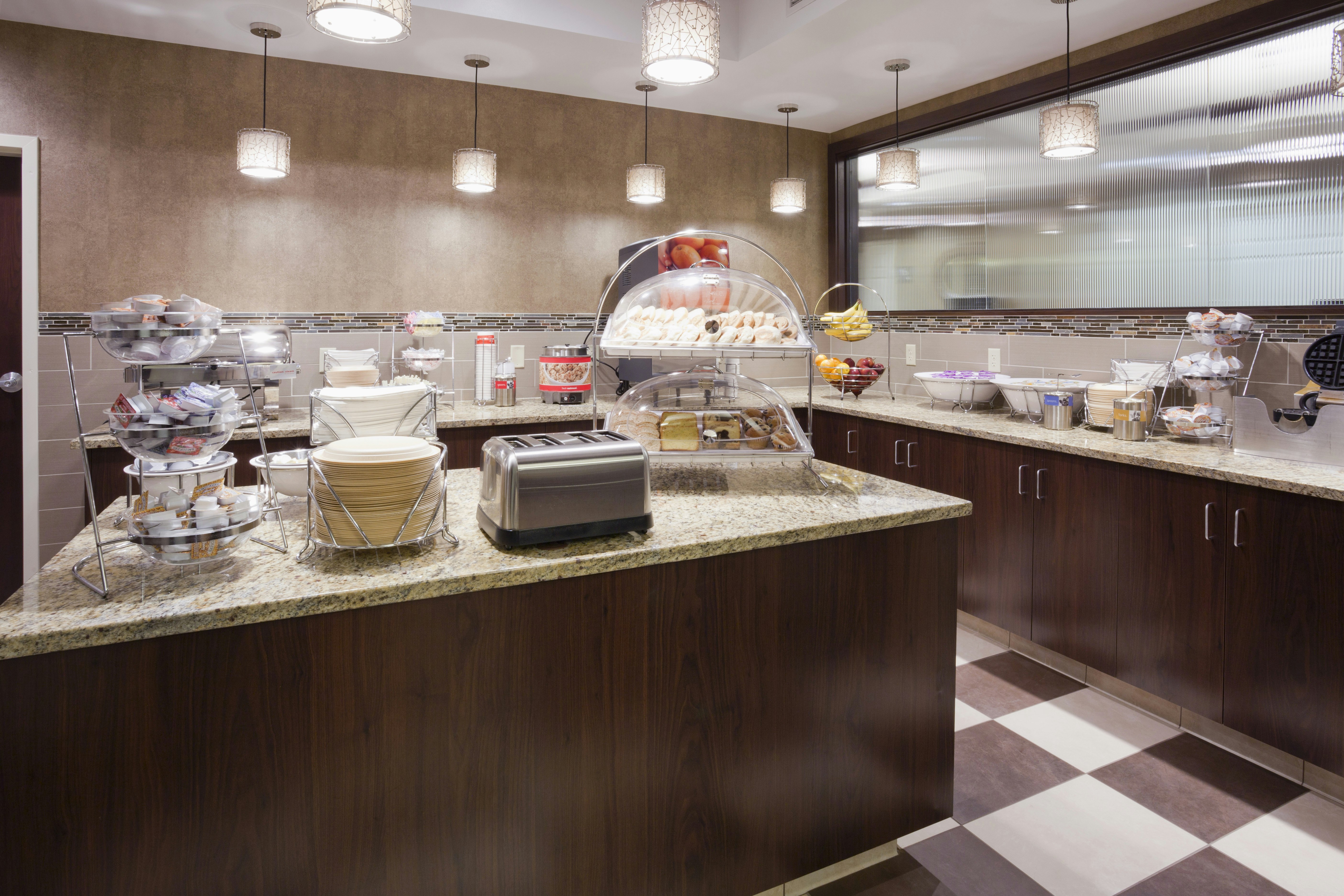 Hampton Inn Minneapolis Nw Maple Grove 11/24