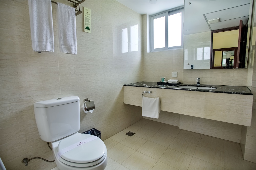 Hotel Grand Park Barisal 53/54