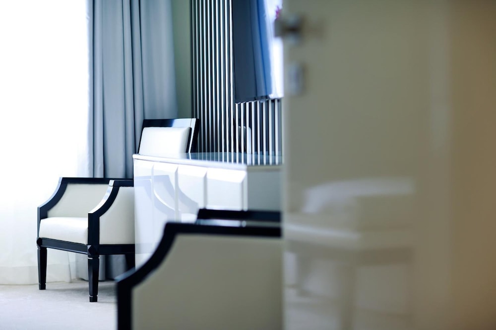 Hotel 9 22/41
