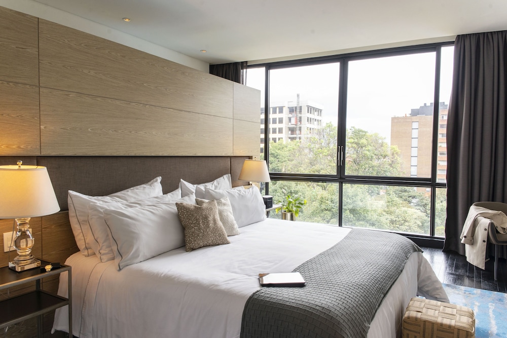 8010 Urban Living 13/46