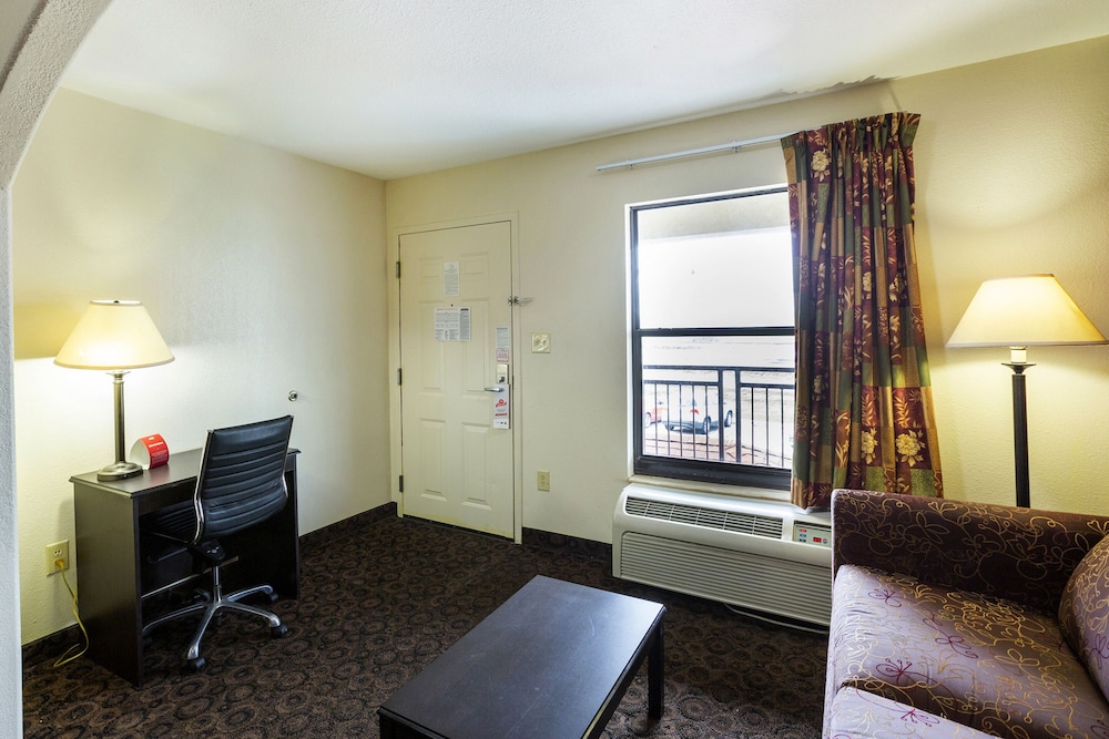 OYO Hotel LSU 43/70
