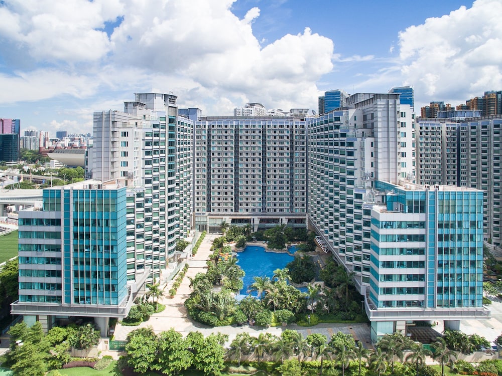 Kowloon Harbourfront Hotel 5/48