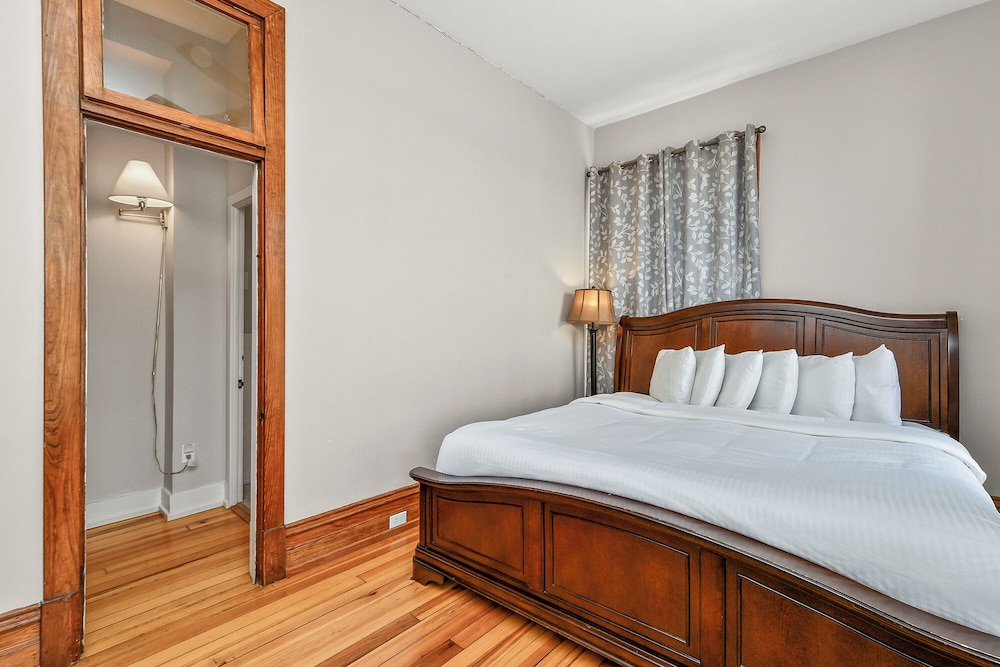 Captain Wohlt Inn Bed Breakfast 13/76