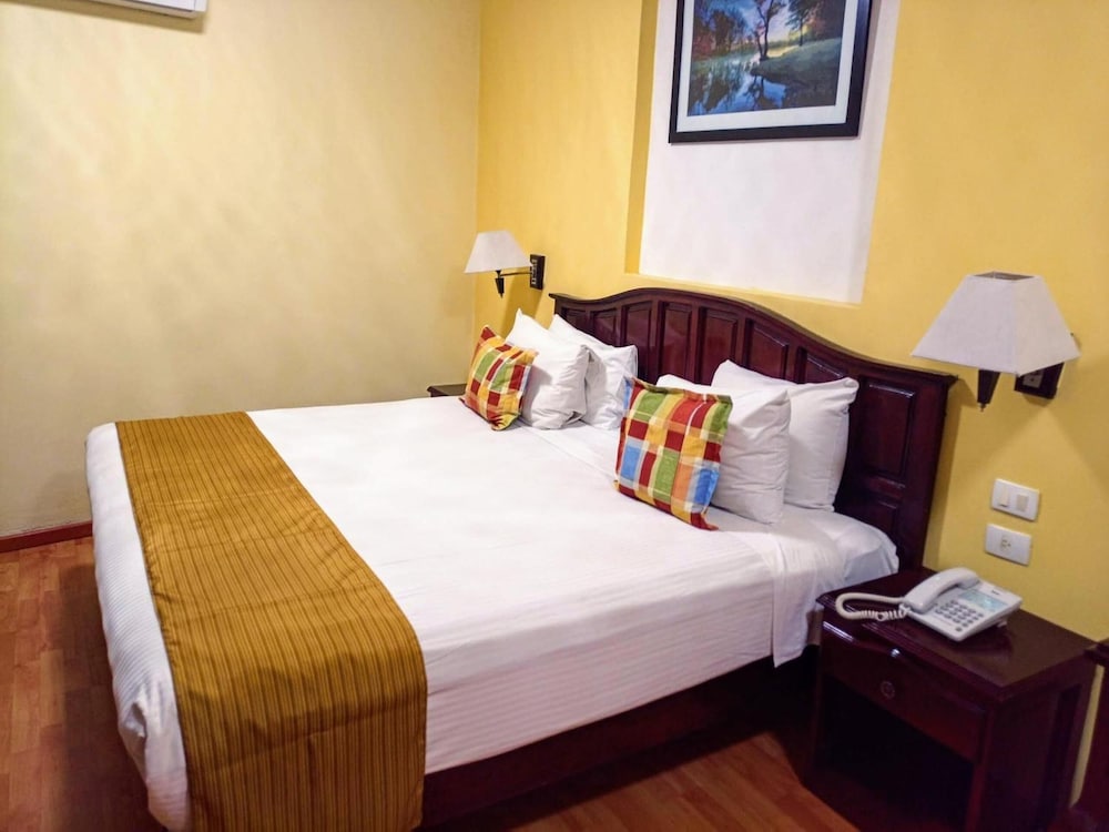 Hotel Madan Cardenas 26/51