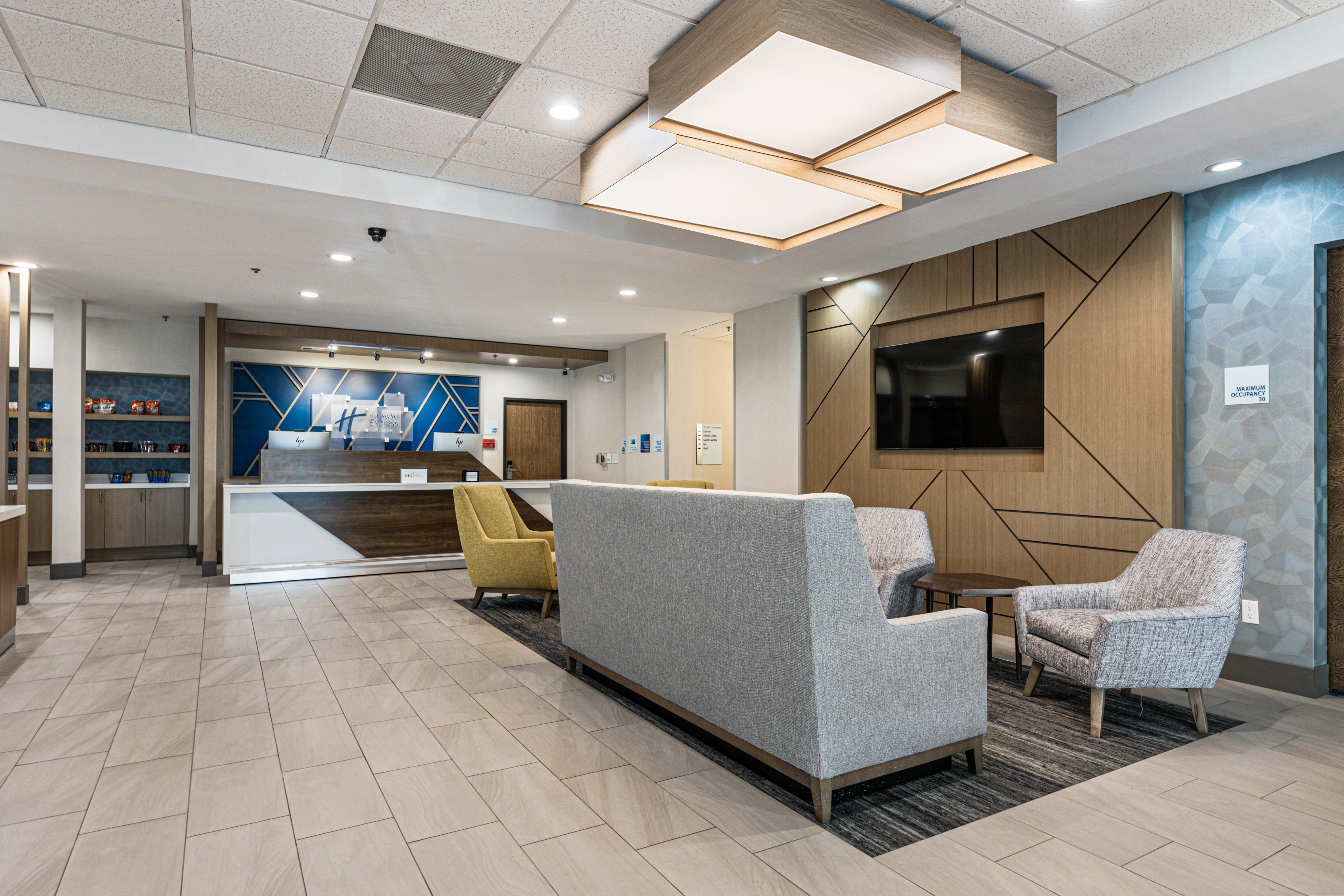 Holiday Inn Express Suites Buford Ne Lake Lanier Area 12/75