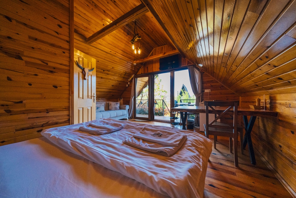 Babil Bungalow Hotel 3/23