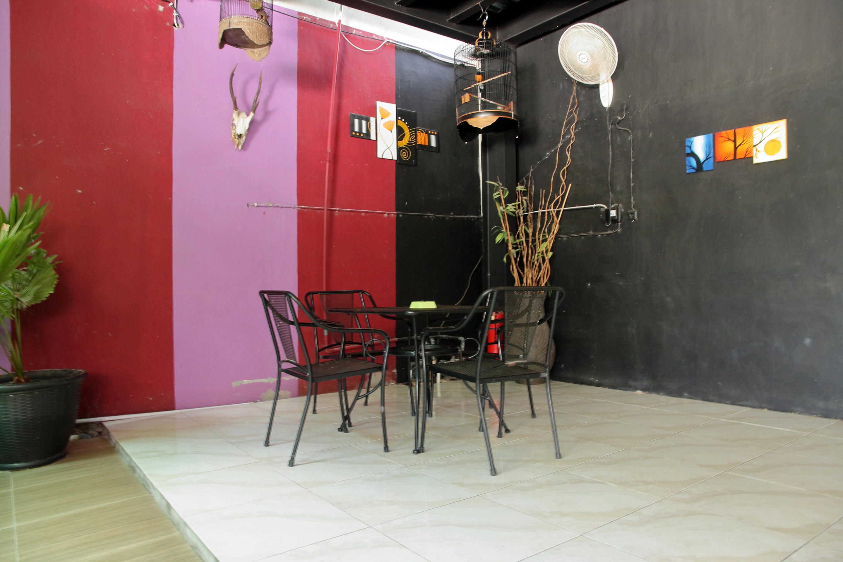 OYO 933 Wisma Malawen 23/33