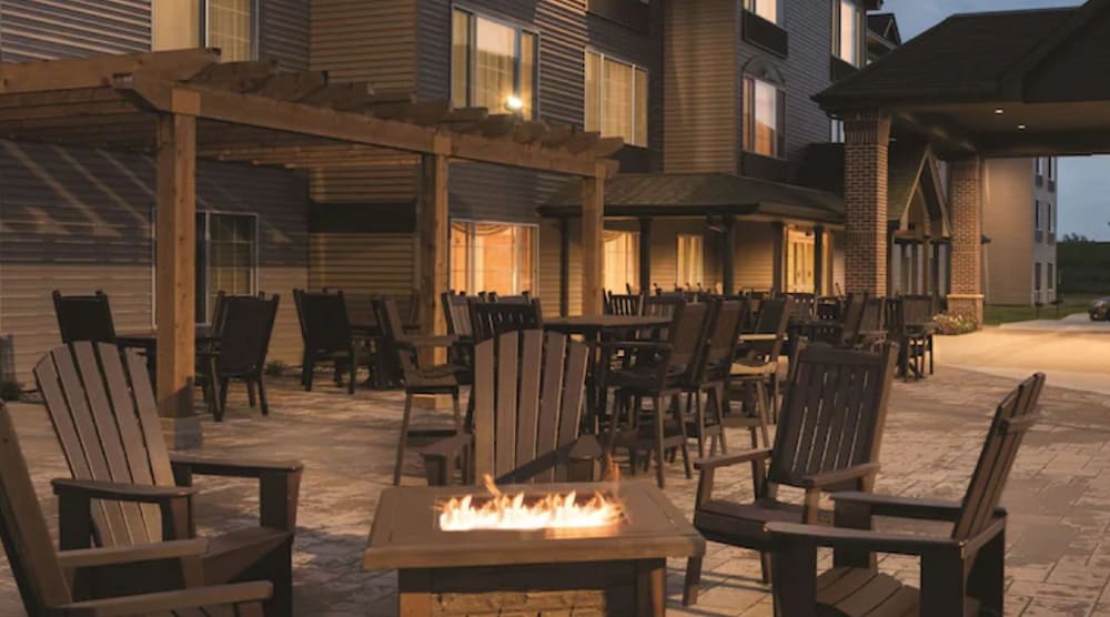 Country Inn & Suites By Radisson Mankato Hotel And Conference Center 17/38