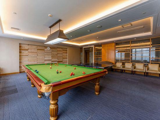 Nankang Grand Hotel 12/15