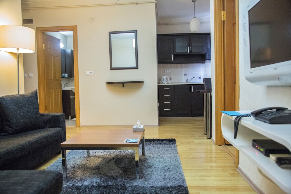 Airport Residence Kurtkoy 50/50