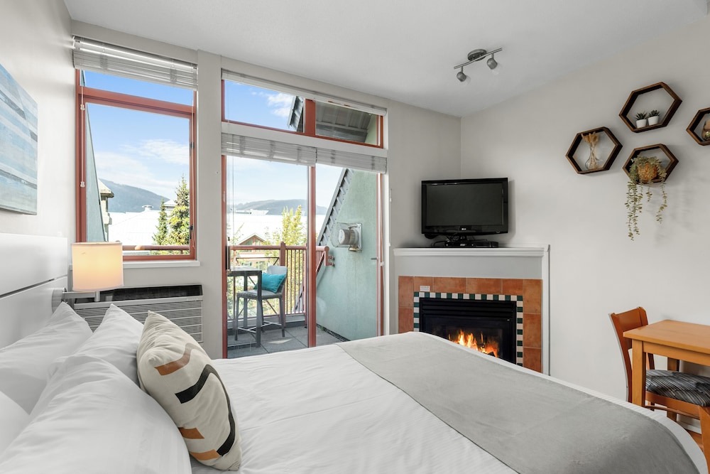 Alpenglow Lodge By Mountainview 22/79