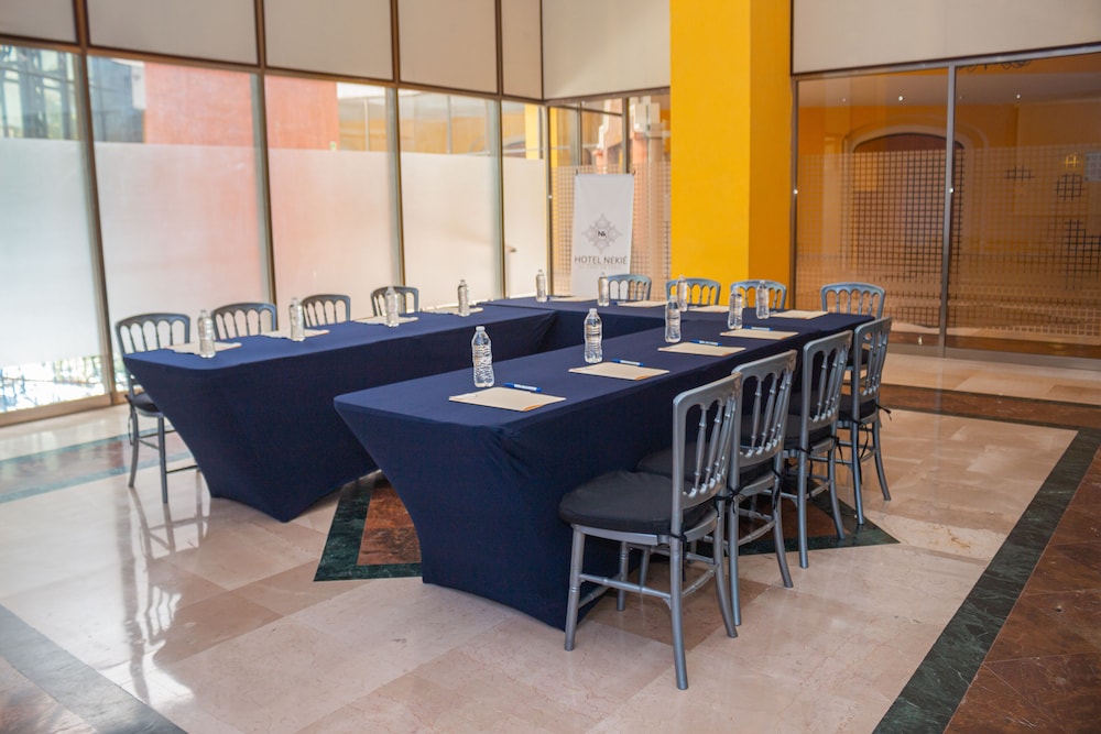 Nk Hotel Nekie Tepic 57/73