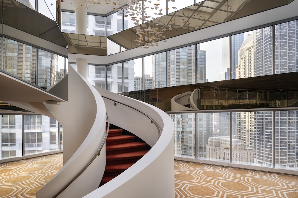Residence Inn Chicago Downtown Magnificent Mile 25/50