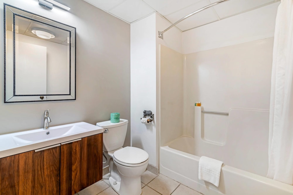 Black Bear Inn, an Ascend Collection Hotel 67/69