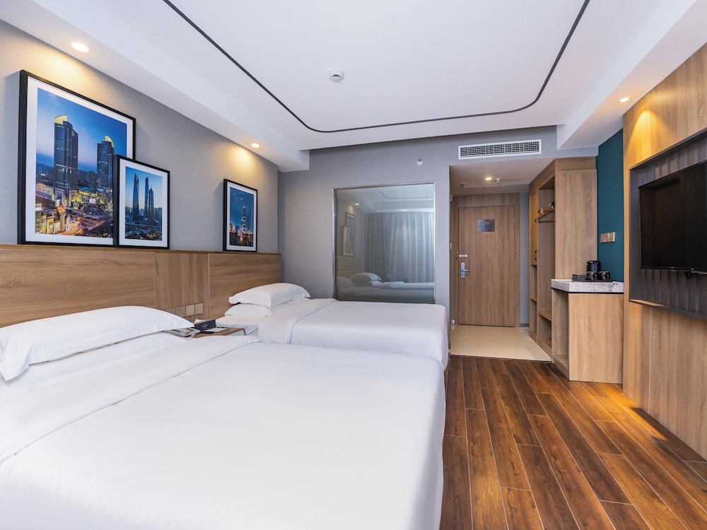 Standard, Twin Beds