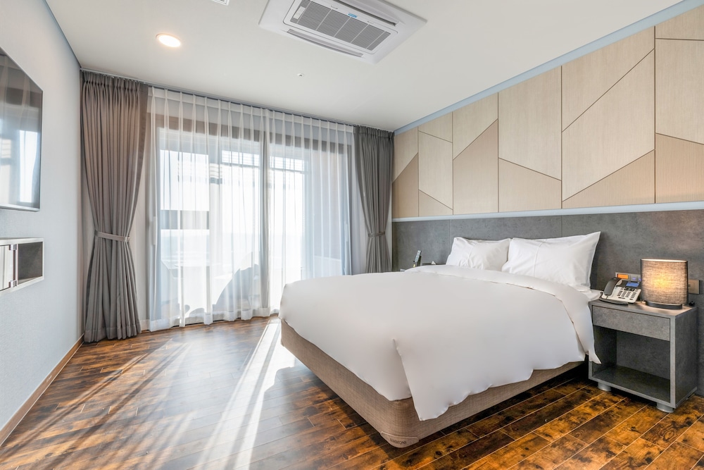 Urbanest Hotel 6/36