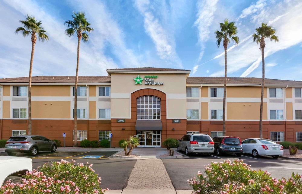 Extended Stay America Suites Phoenix Biltmore 47/54