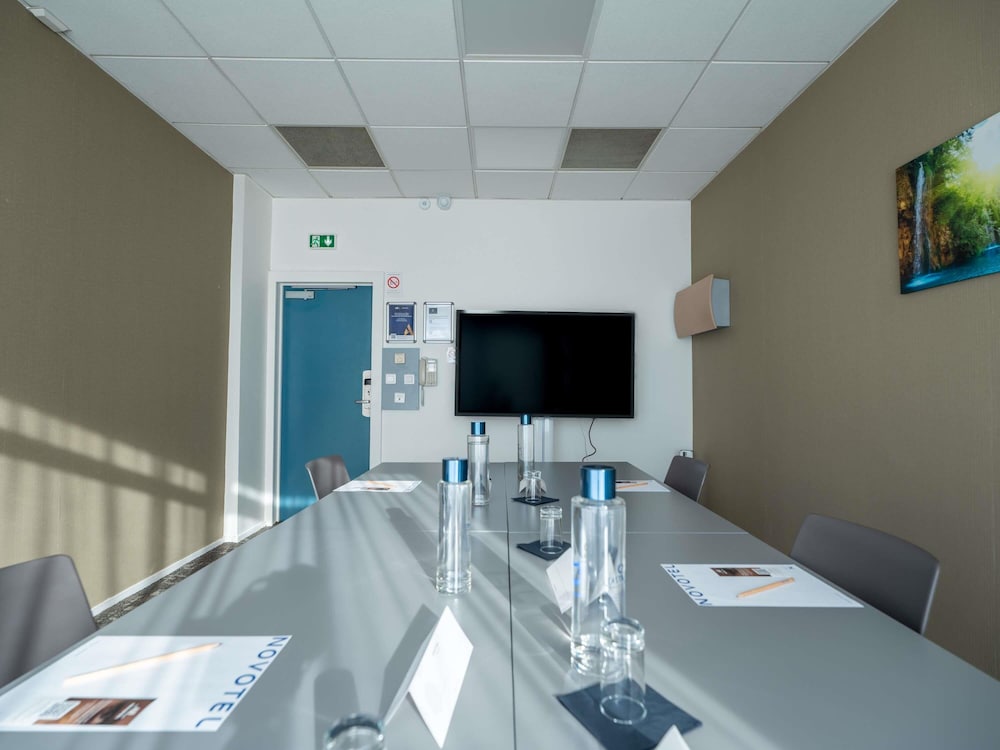 Novotel Poissy Orgeval 34/49