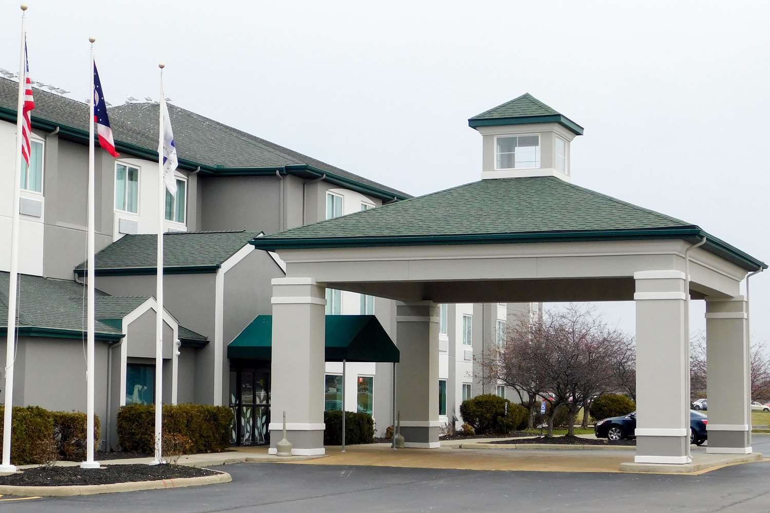 Sleep Inn & Suites Oregon OH 32/32