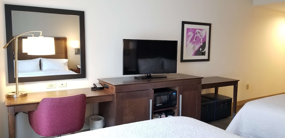 Hampton By Hilton New Paltz 45/47